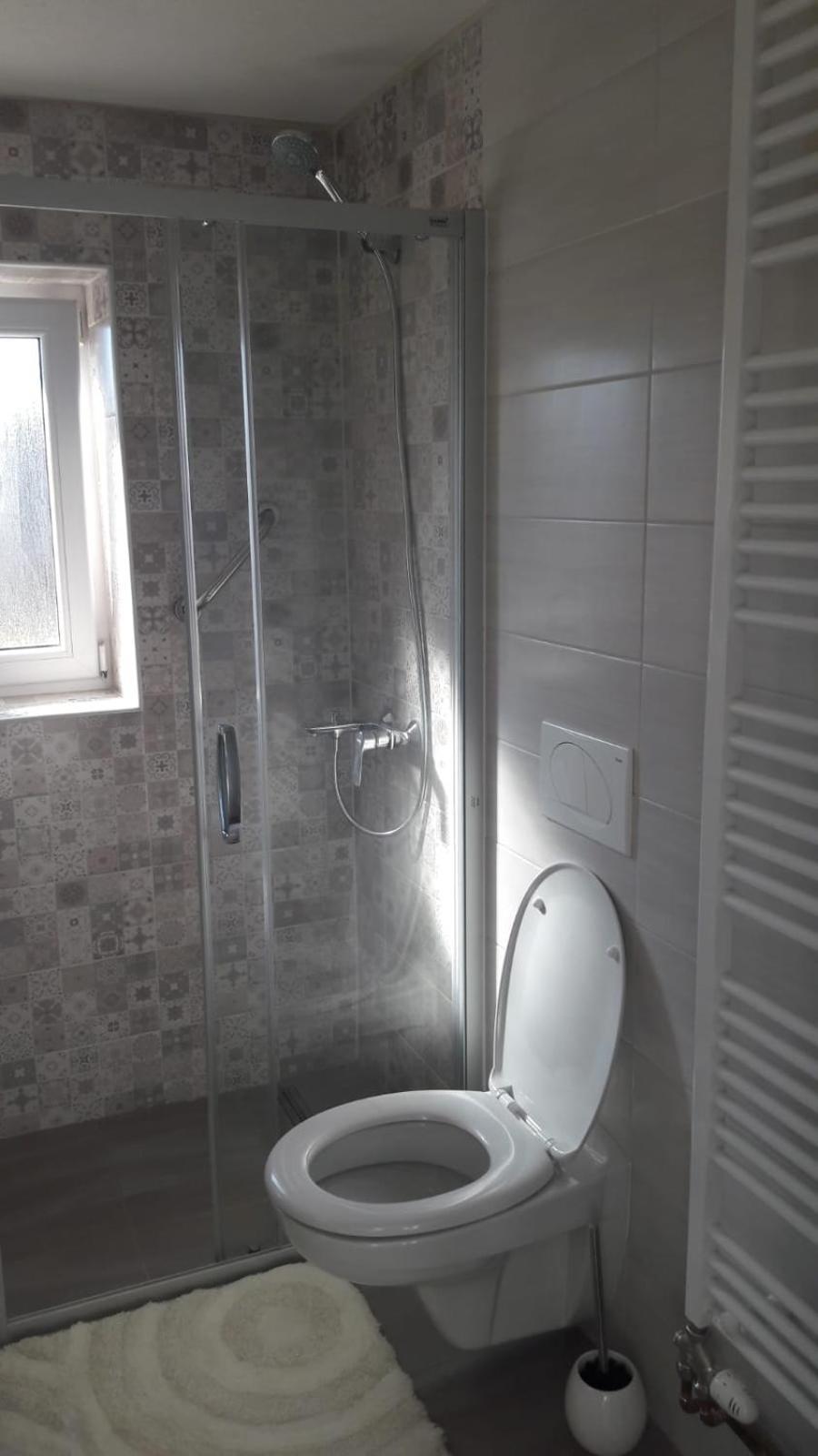 Apartment Upper Town Gospić Стая снимка