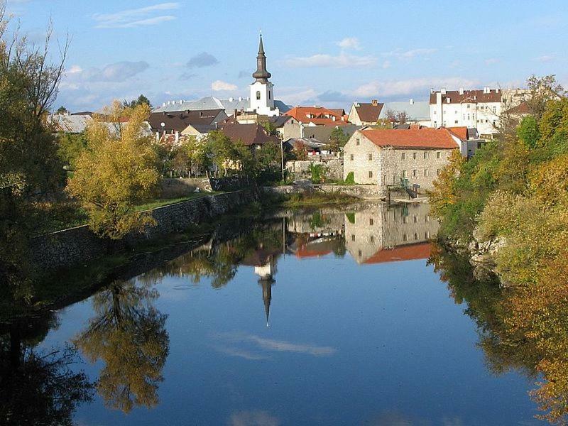 Apartment Upper Town Gospić Екстериор снимка