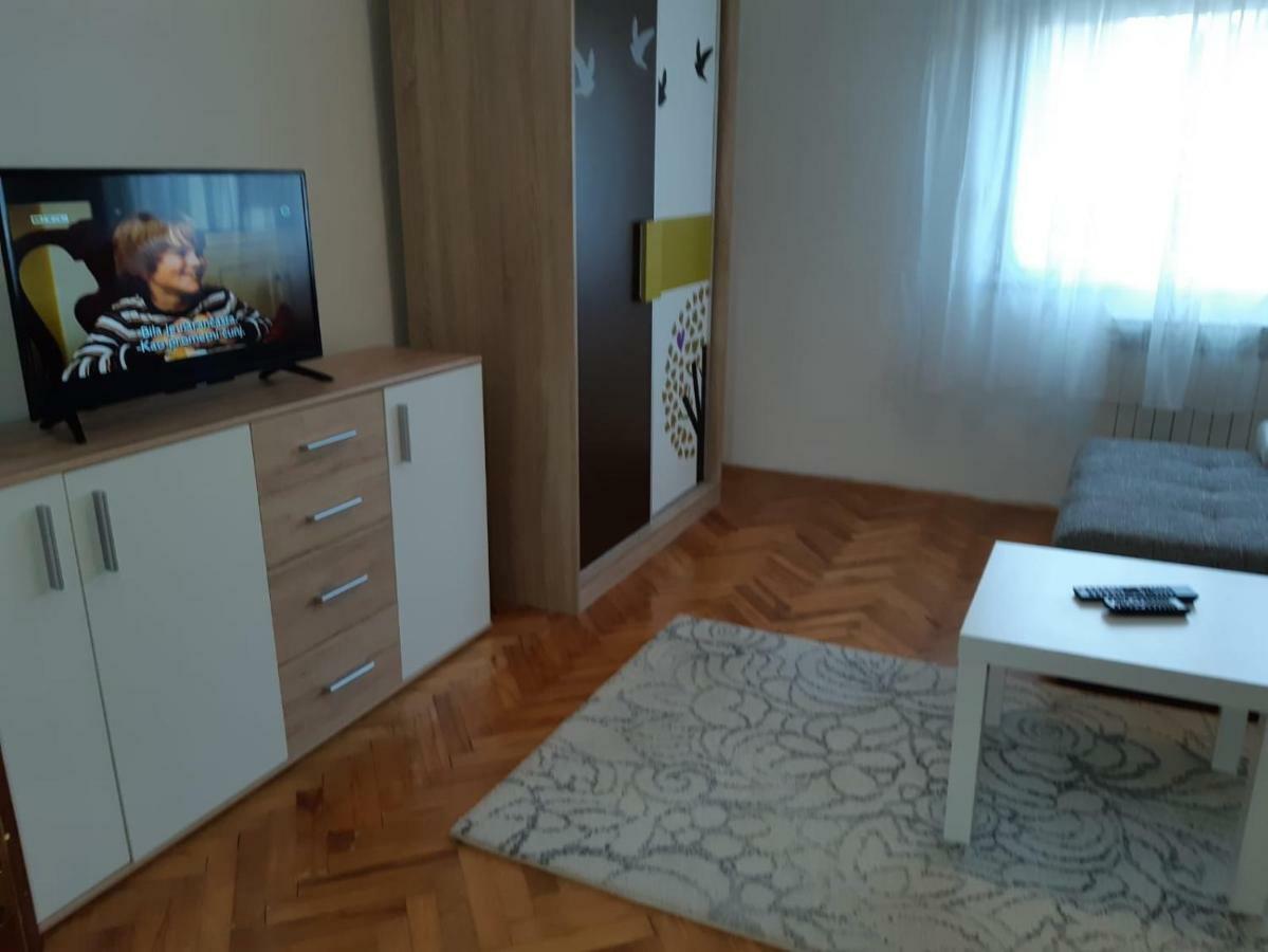 Apartment Upper Town Gospić Екстериор снимка